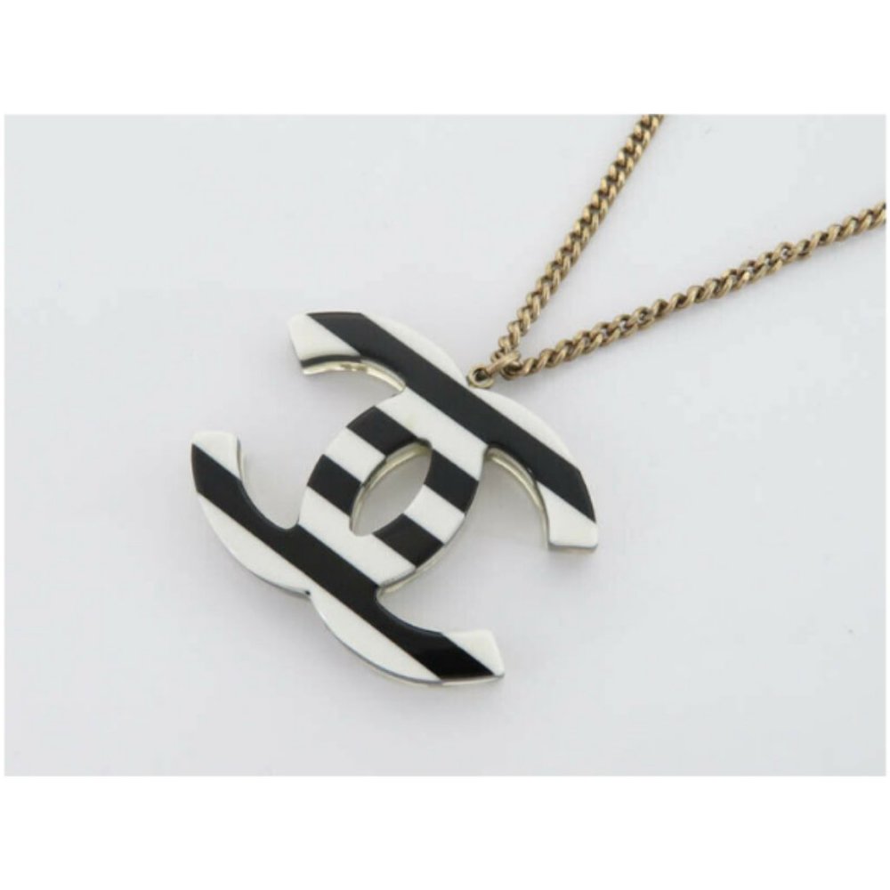 AUTH CHANEL CC LOGO STRIPED PENDANT NECKLACE - Picture 6 of 11